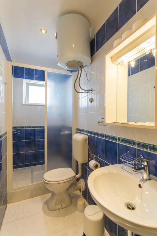 Apartments Slavica Помена Экстерьер фото
